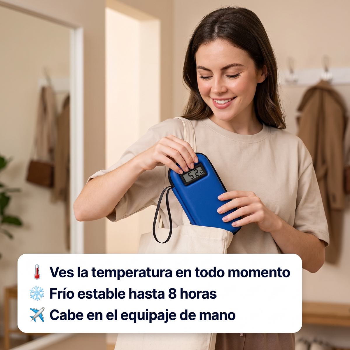 Mujer usando el estuche Isovio en su dia a dia
